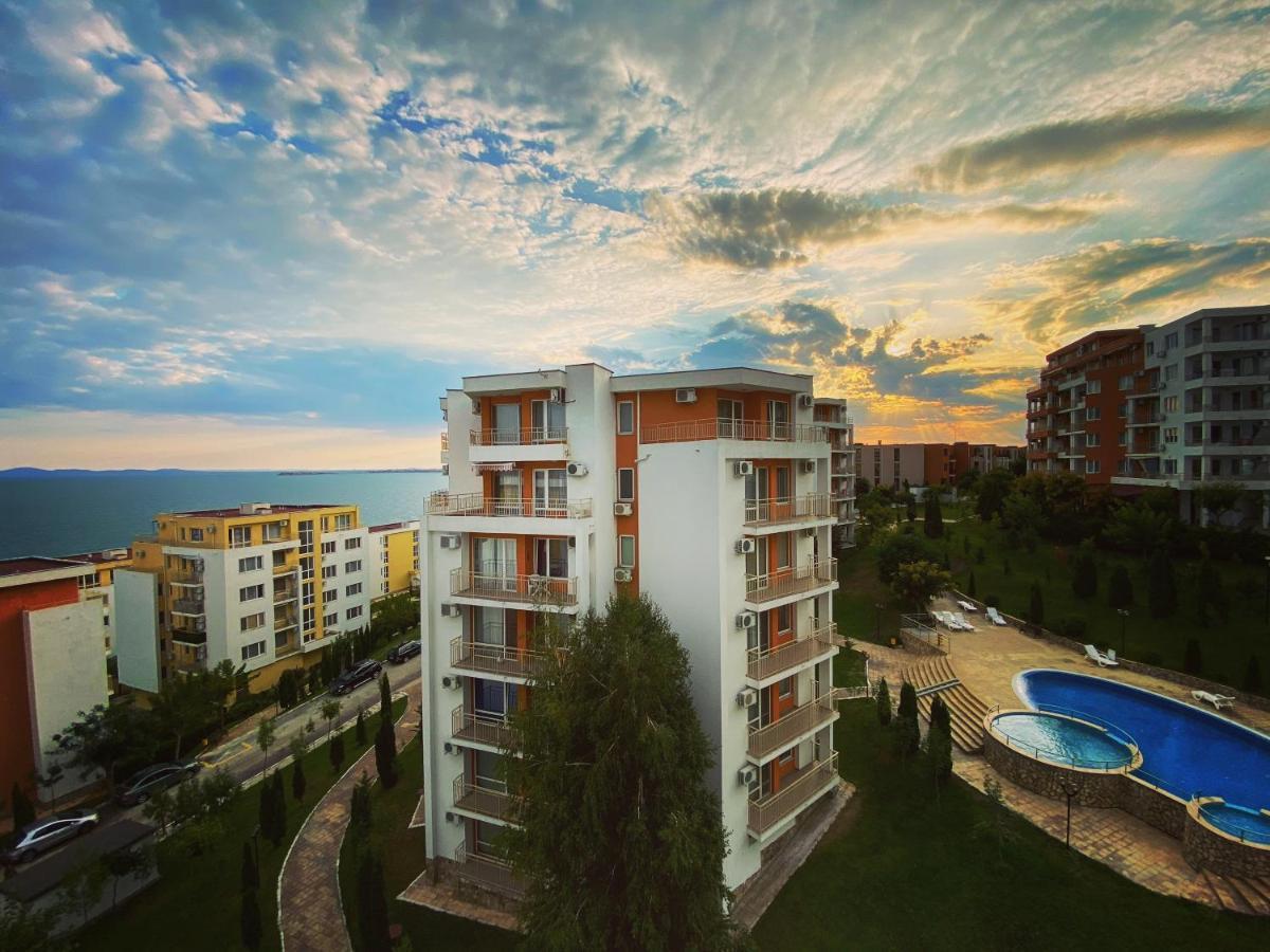 Sea View Panoramic Apartments, Fort Noks Crown Club Свети-Влас Экстерьер фото