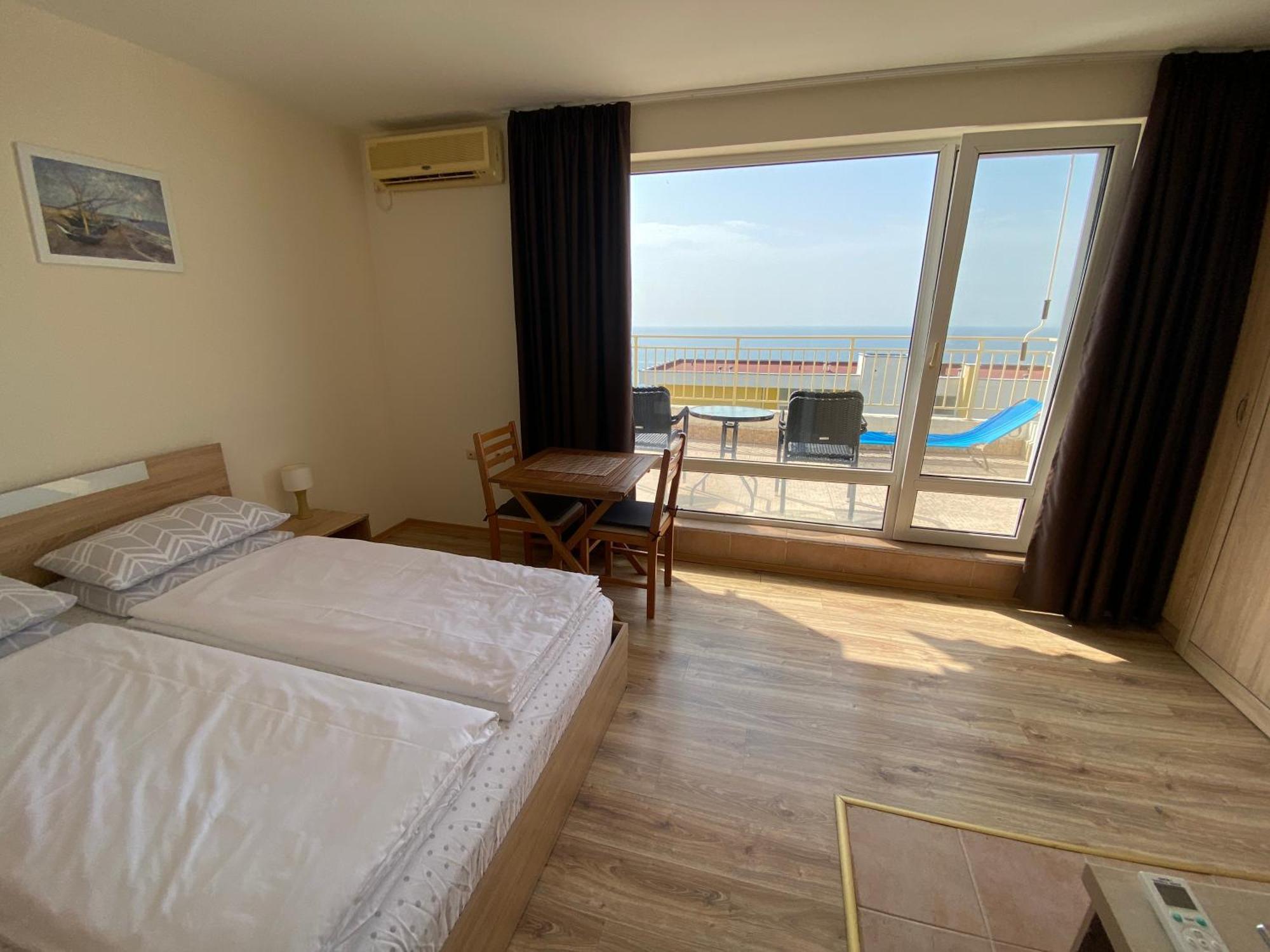 Sea View Panoramic Apartments, Fort Noks Crown Club Свети-Влас Номер фото