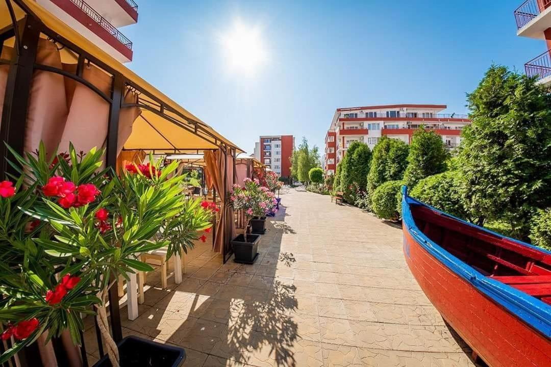 Sea View Panoramic Apartments, Fort Noks Crown Club Свети-Влас Экстерьер фото