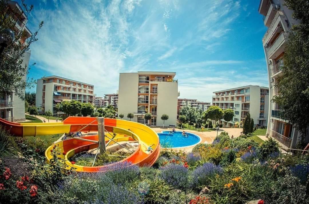 Sea View Panoramic Apartments, Fort Noks Crown Club Свети-Влас Экстерьер фото